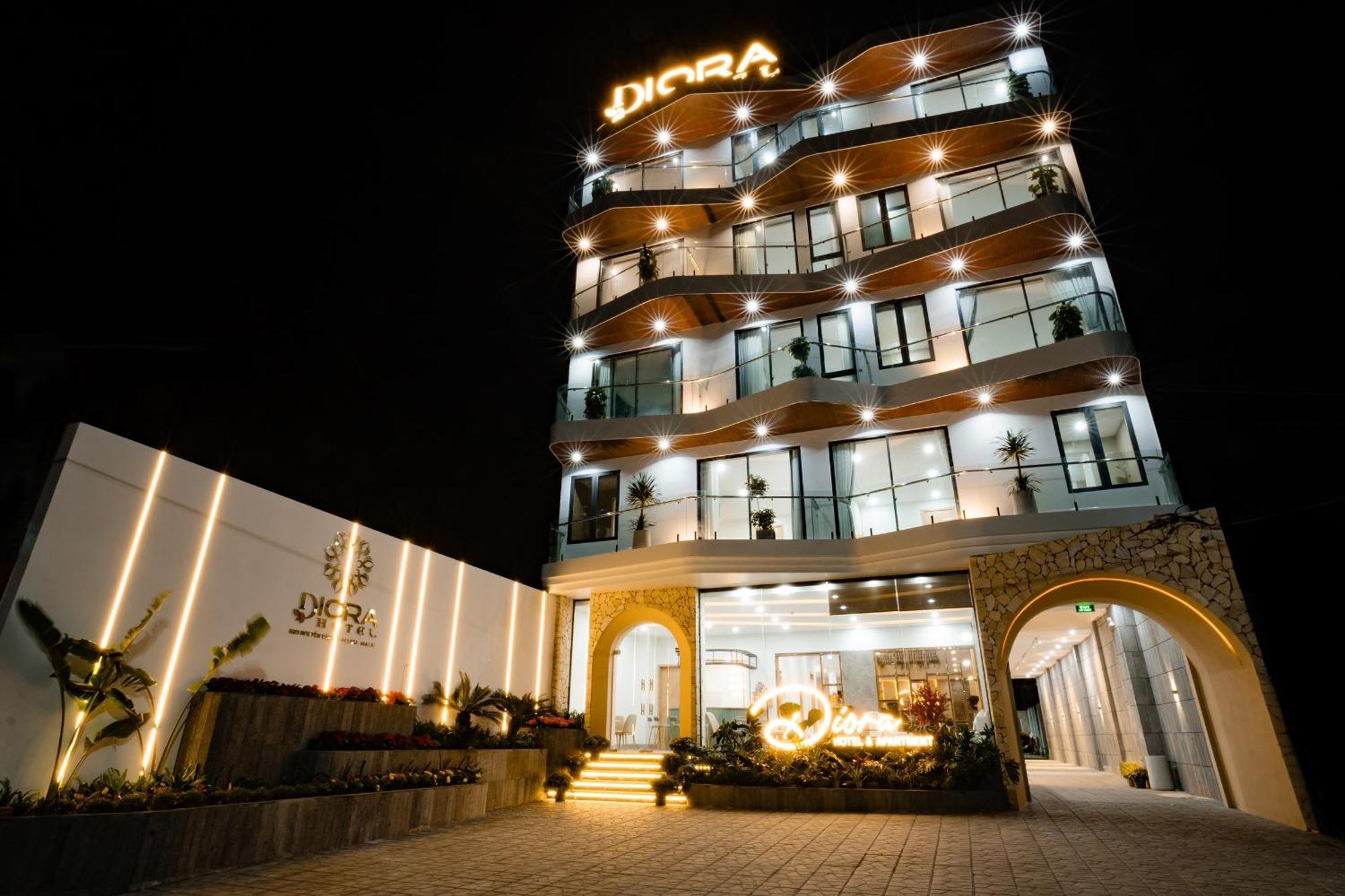 Diora Hotel Pleiku By Hos Exterior foto