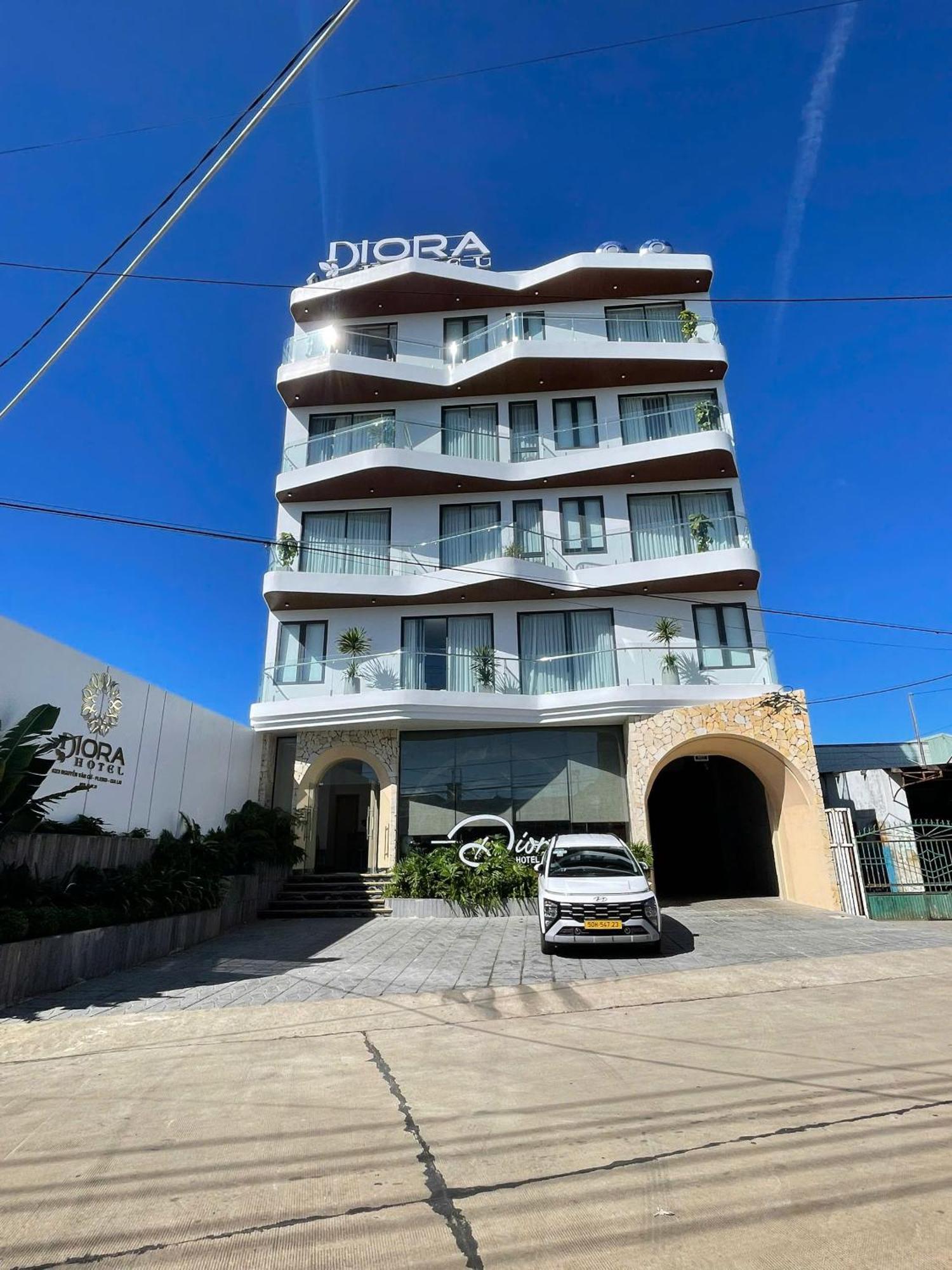 Diora Hotel Pleiku By Hos Exterior foto